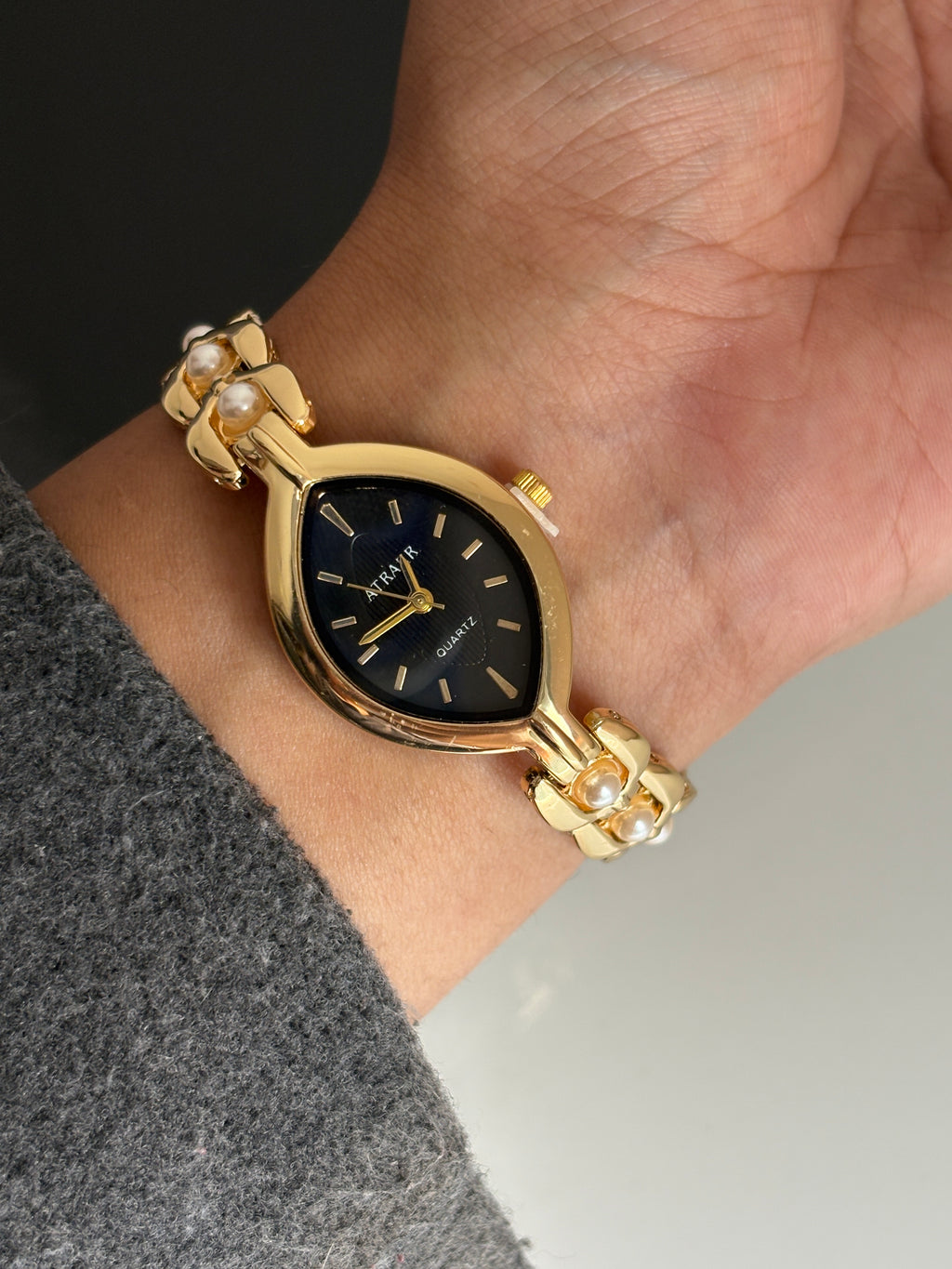JULIET VINTAGE WATCH( BLACK DIAL )