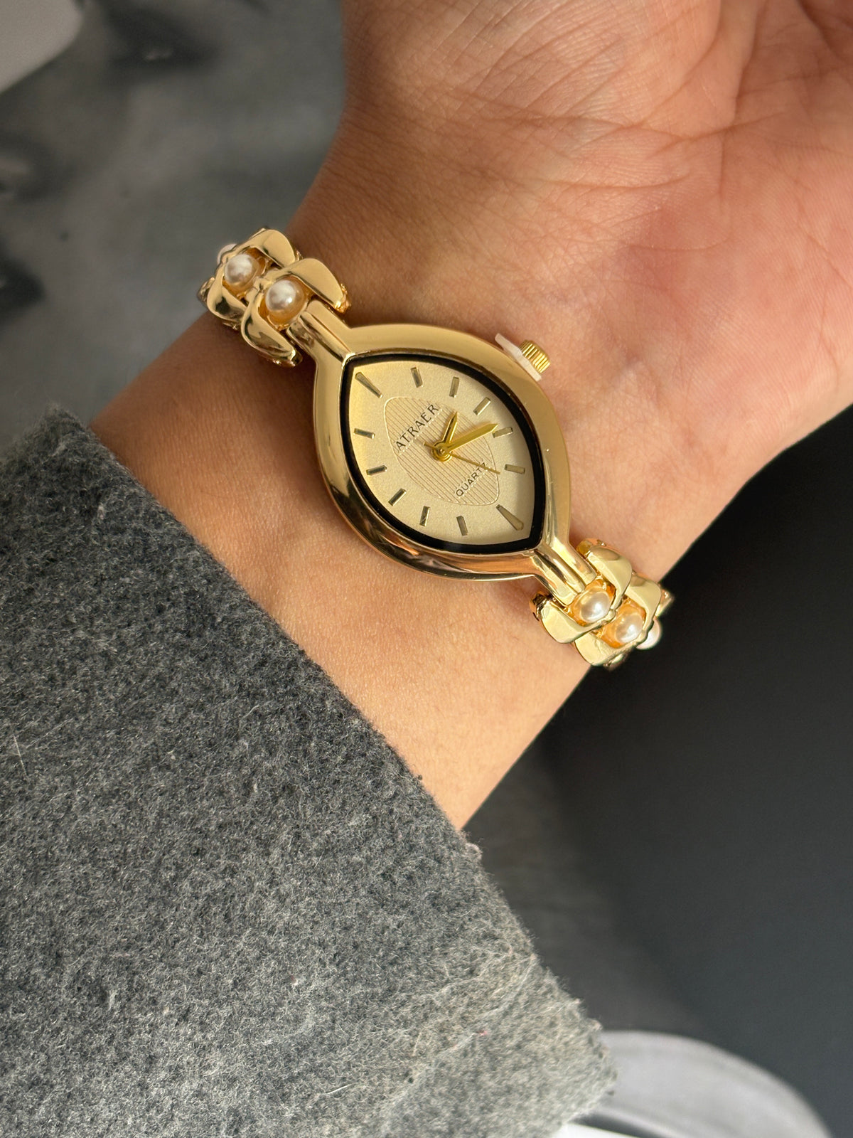 JULIET VINTAGE WATCH ( WHITE DIAL)