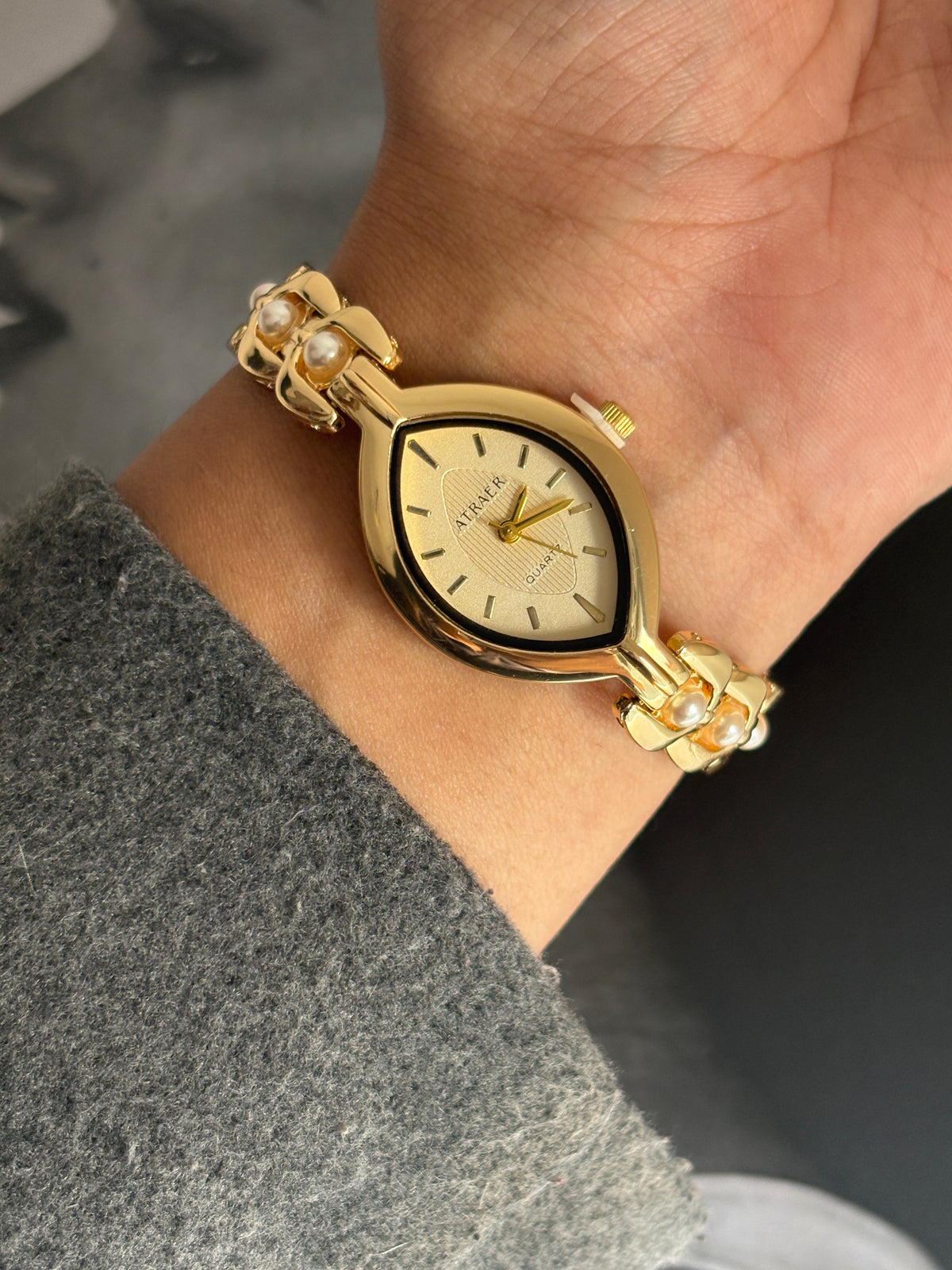 JULIET VINTAGE WATCH ( WHITE DIAL)