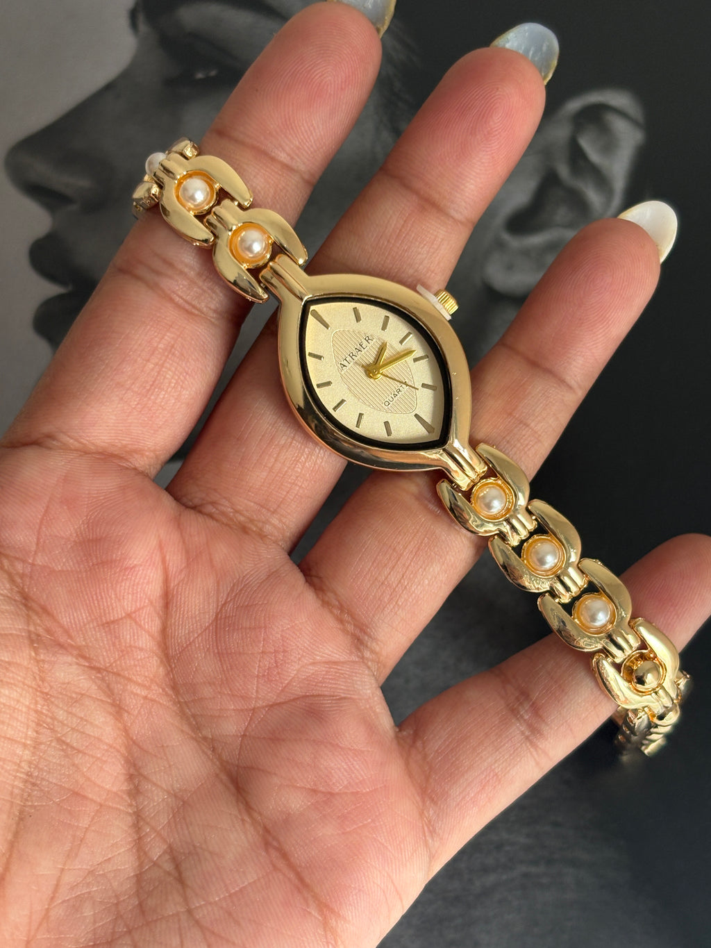 JULIET VINTAGE WATCH ( WHITE DIAL)