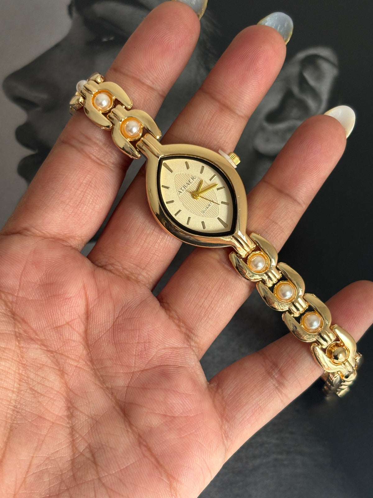 JULIET VINTAGE WATCH ( WHITE DIAL)