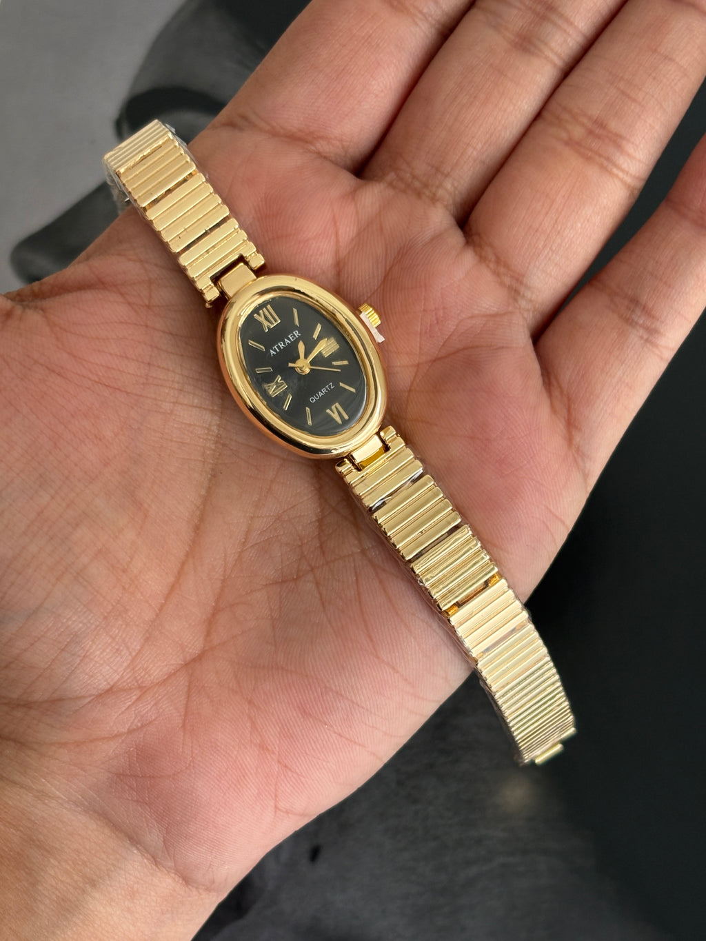 LANA VINTAGE WATCH ( BLACK DIAL)