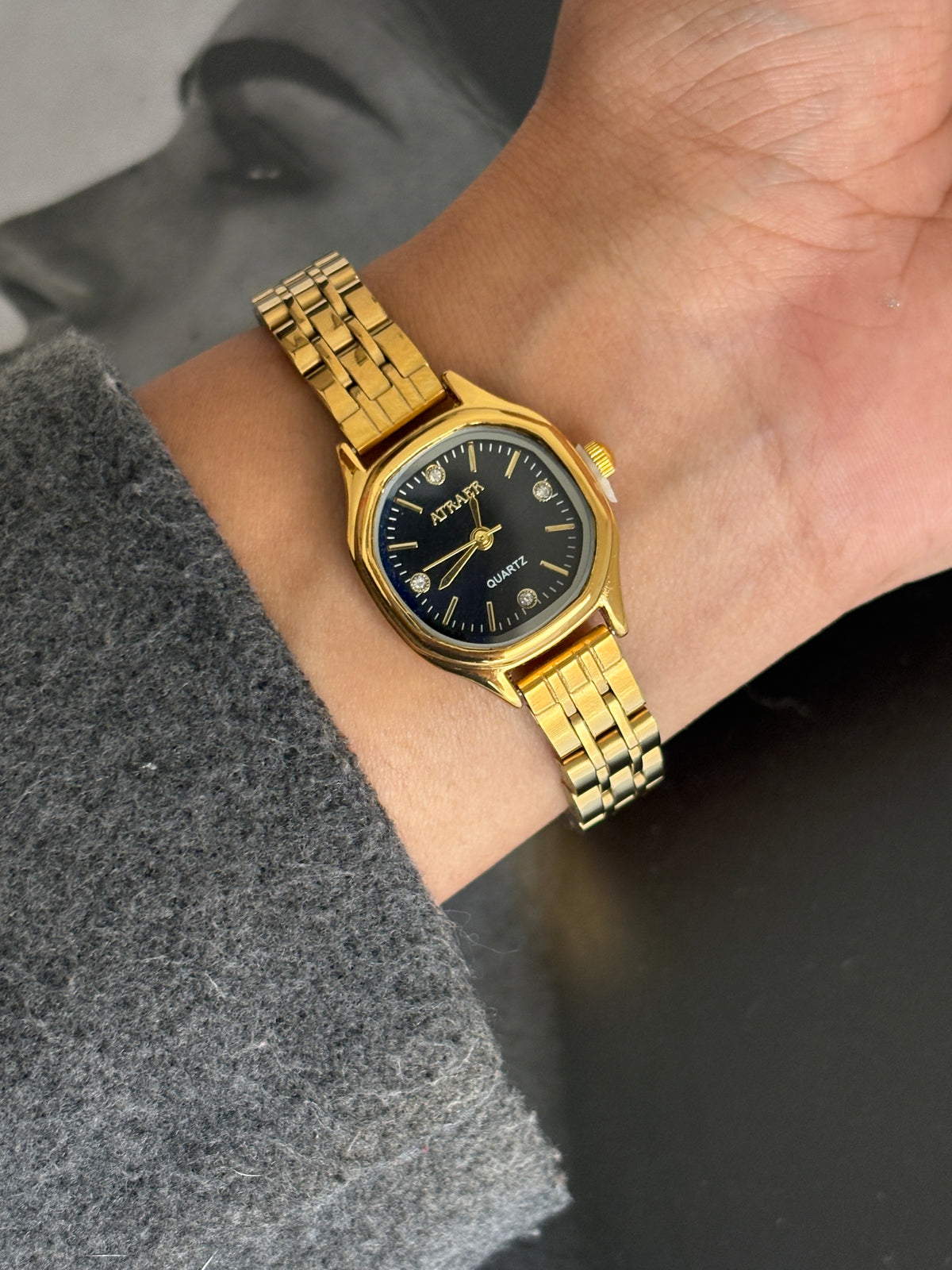 NOOR VINTAGE WATCH
