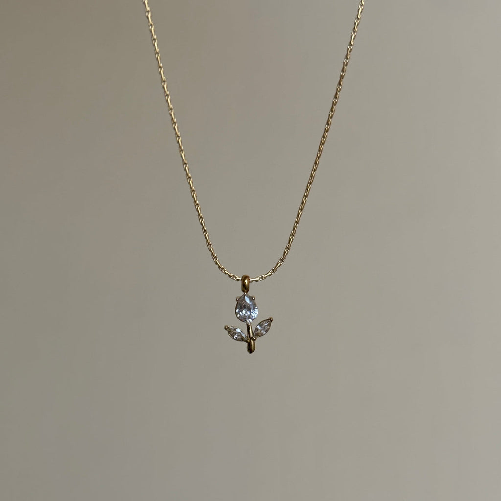 TULIP MINIMAL NECKLACE