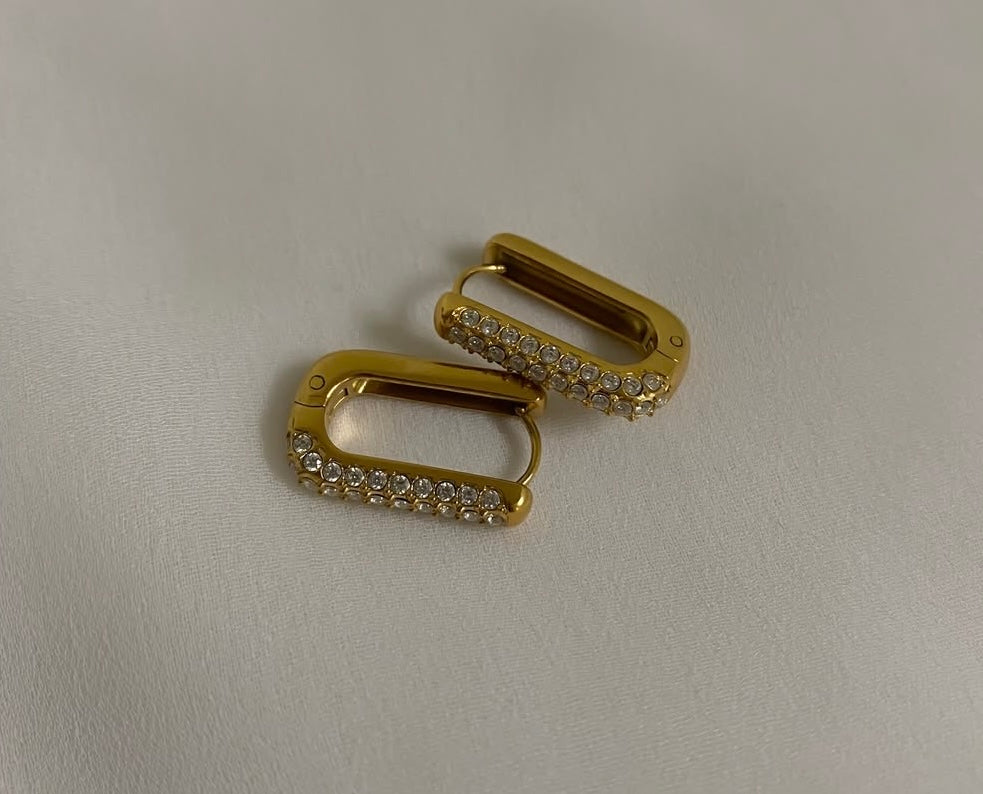 LAUREL-SQUARE-HOOPS