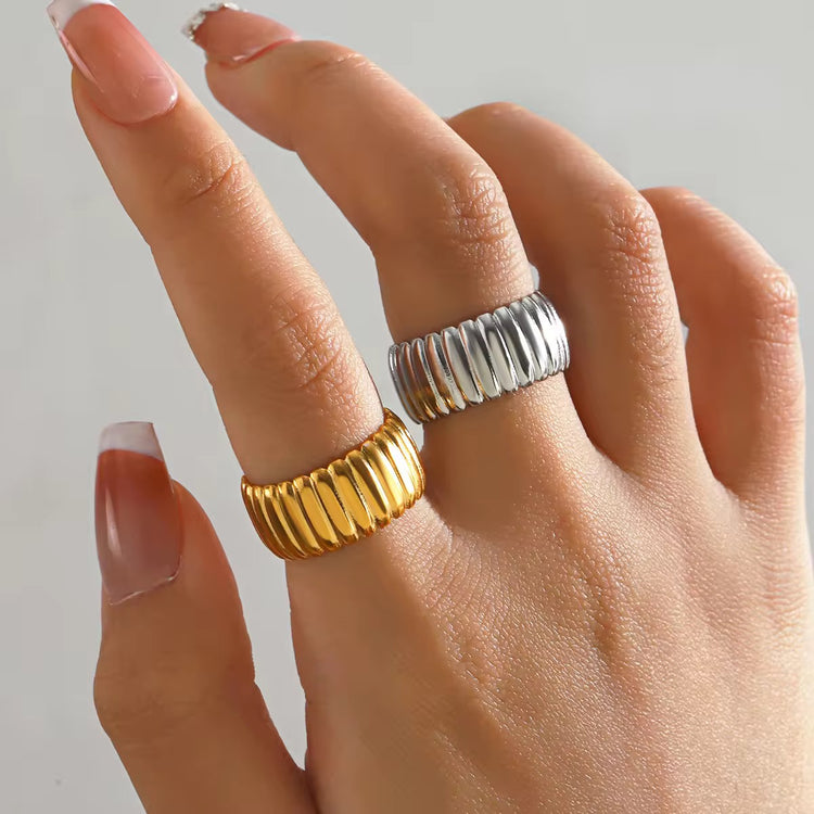 AMMY-SILVER-ADJUSTABLE-RING