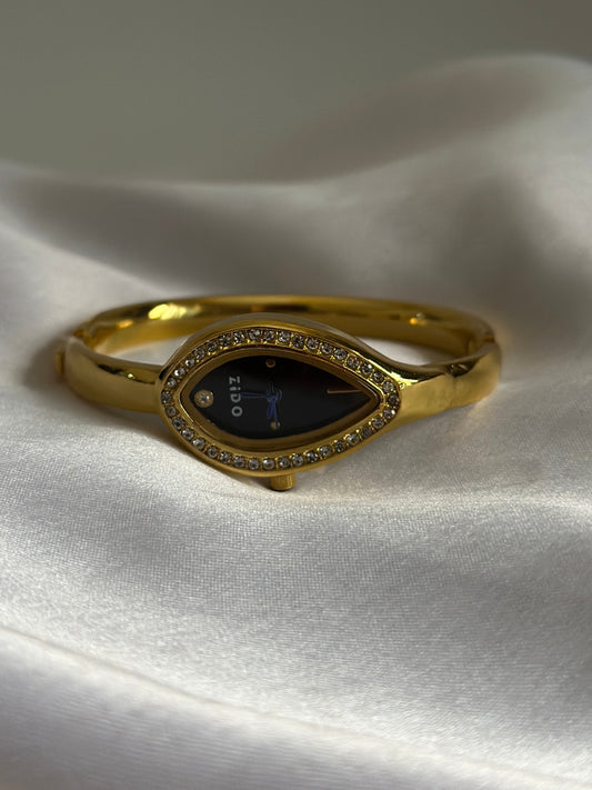 DUCHESS BLACK DIAL VINTAGE WATCH