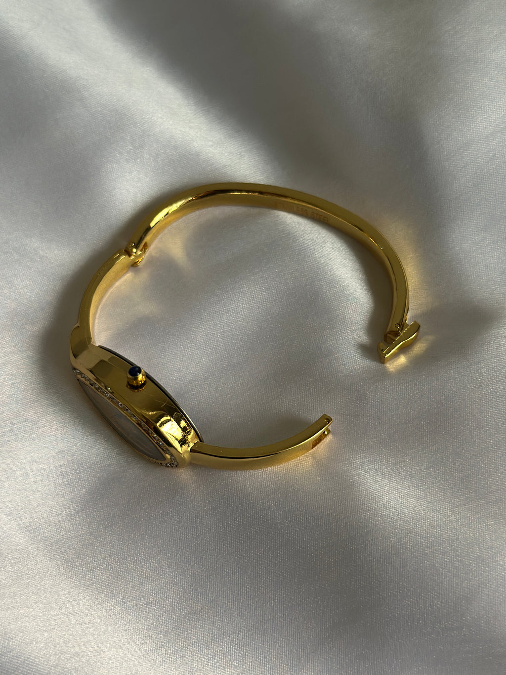 DUCHESS DIAL VINTAGE WATCH