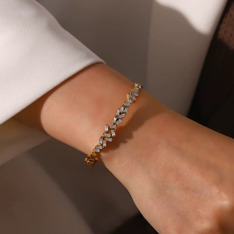 ZIRCONIA-CUFF