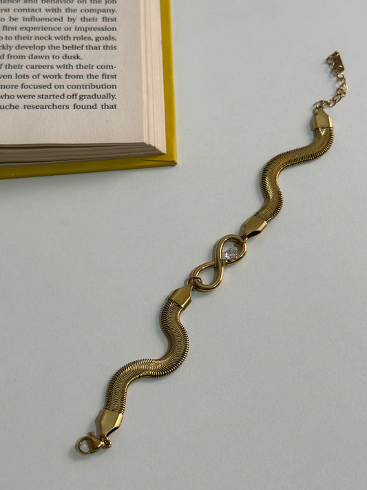 INFINITY-STONE-CHAIN-BRACELET