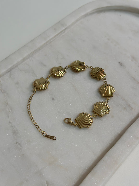 OCEAN-SHELL-CHAIN-BRACELET