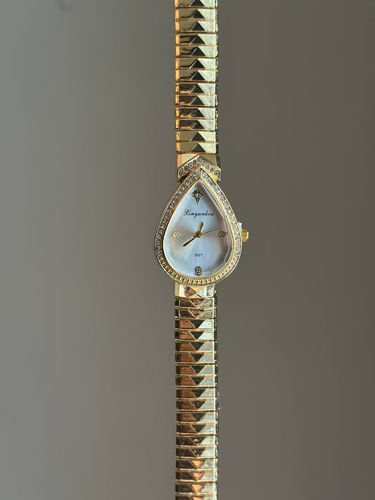 RAAVI VINTAGE WATCH