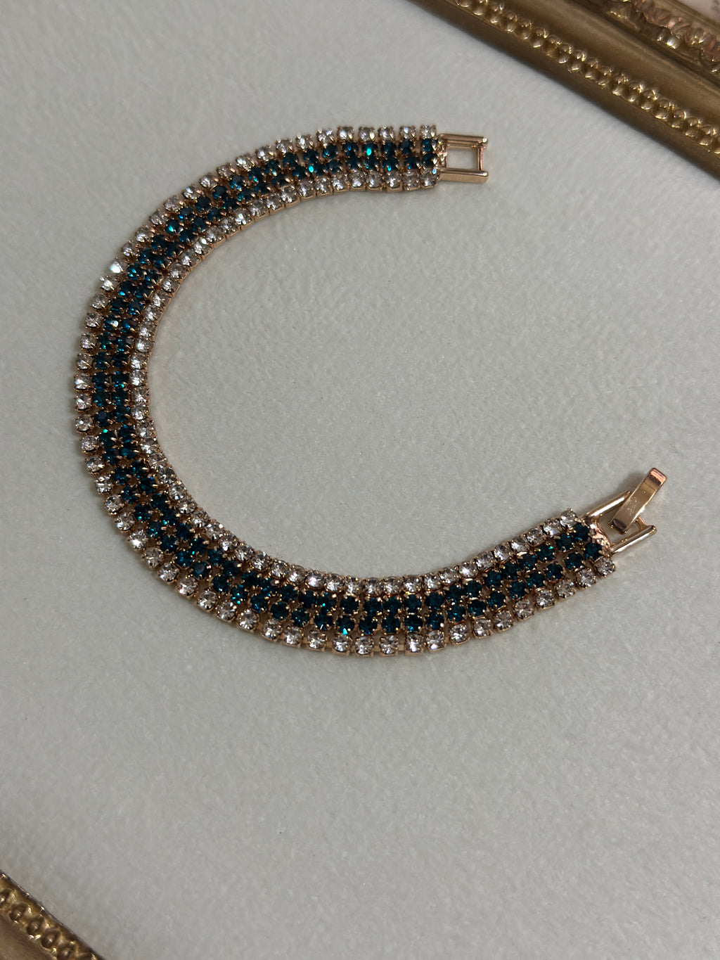 GOLDEN-BLUE-BRACELET