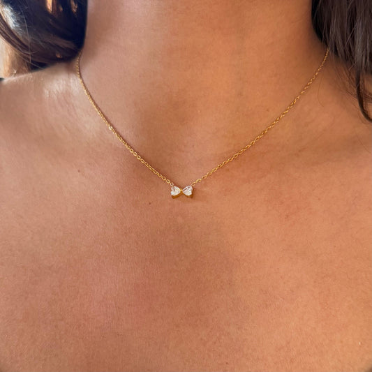 CRYSTAL-BOW-NECKLACE