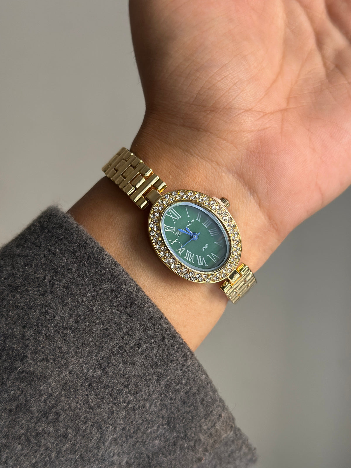 IRAYA VINTAGE WATCH ( GREEN DIAL)
