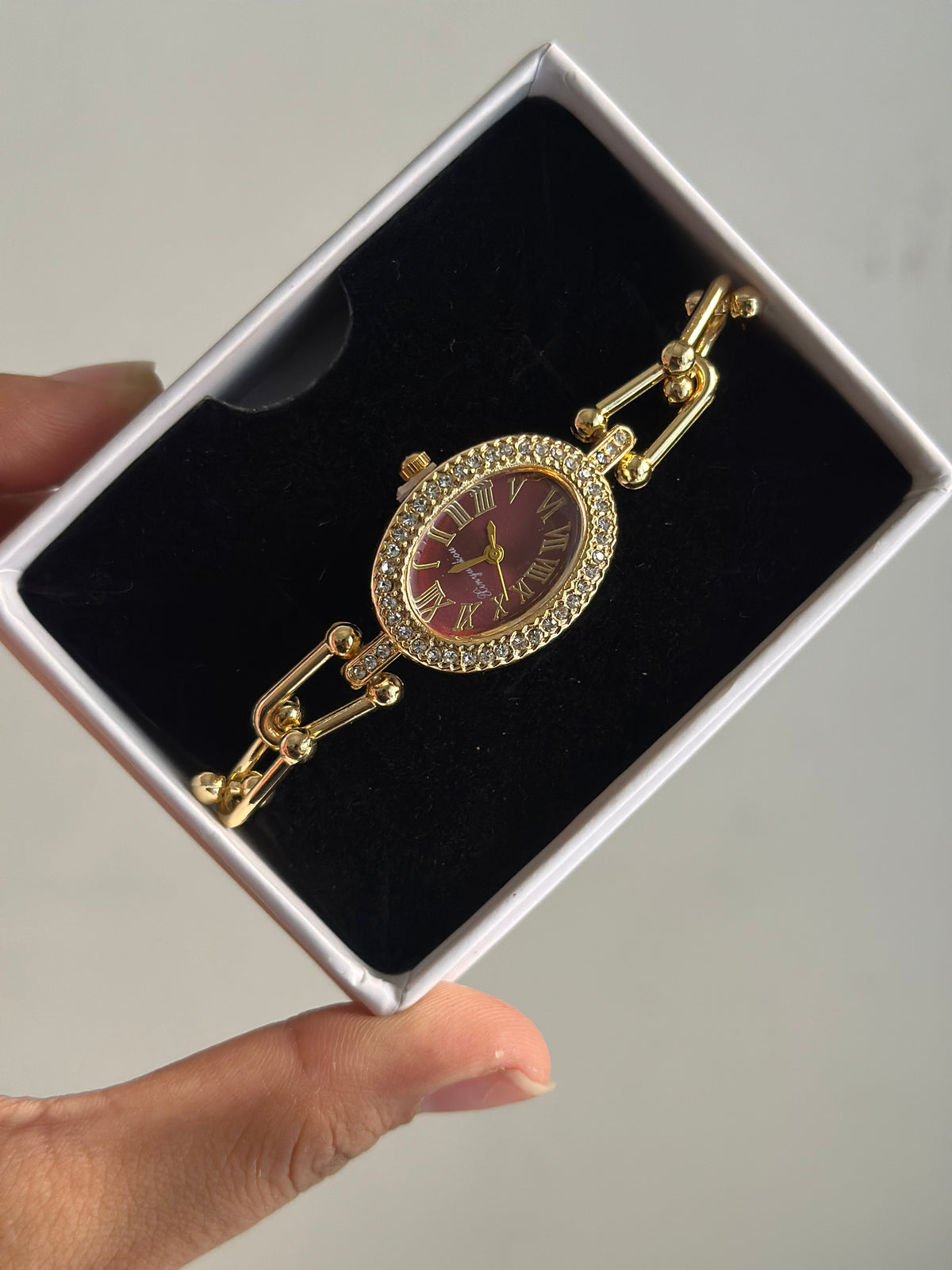 JENNIFER VINTAGE WATCH