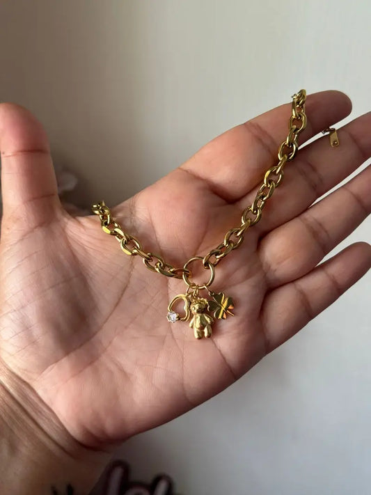 Shiny bear charm bracelet