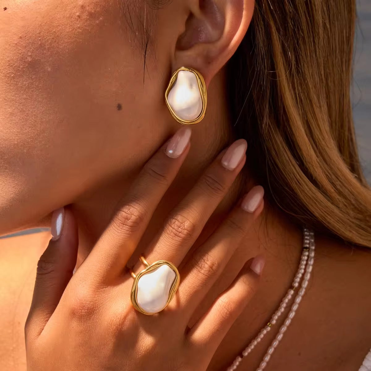 Lunara- Pearl- Ring