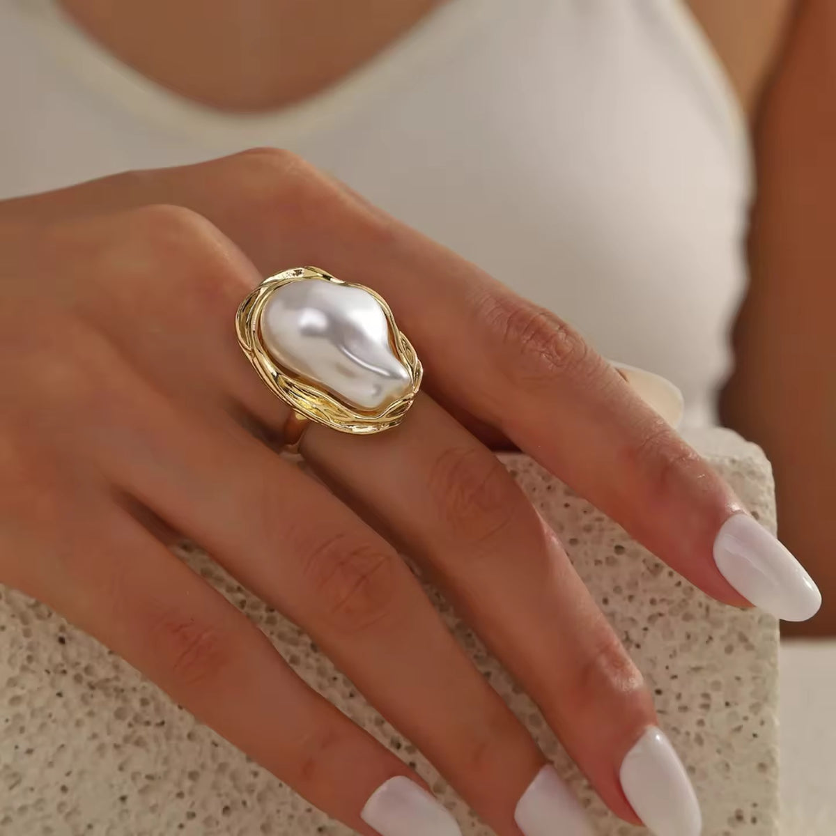 Lunara- Pearl- Ring