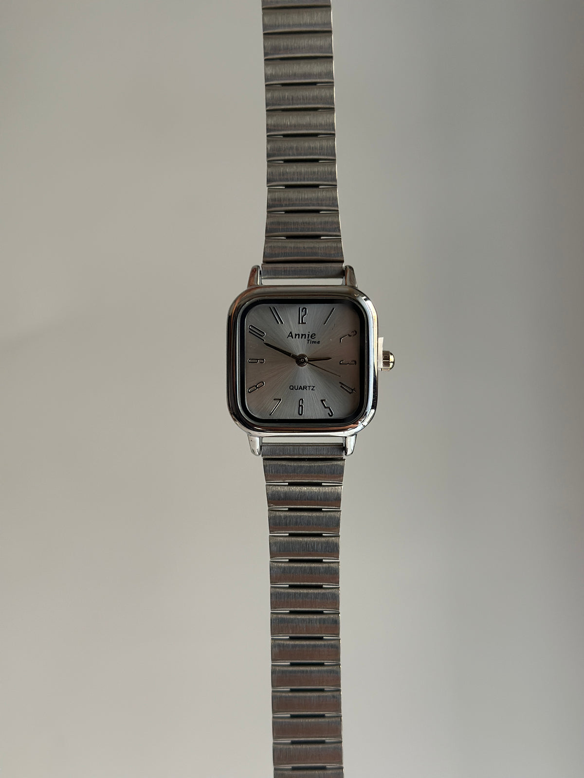 MIA VINTAGE WATCH