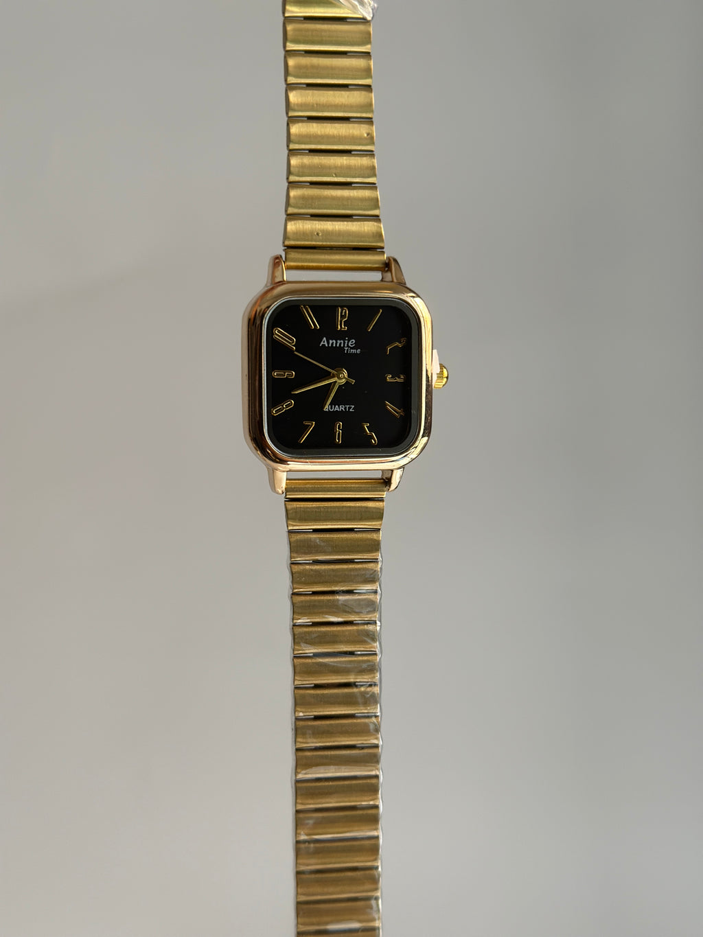 RETRO ROYAL VINTAGE WATCH