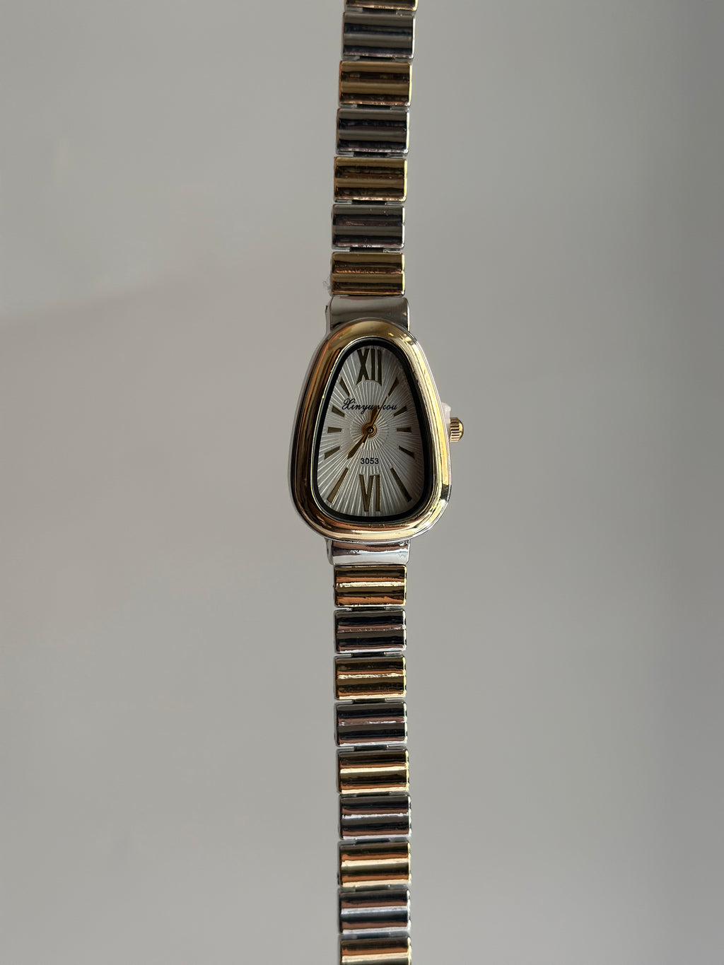 EVELYN VINTAGE WATCH