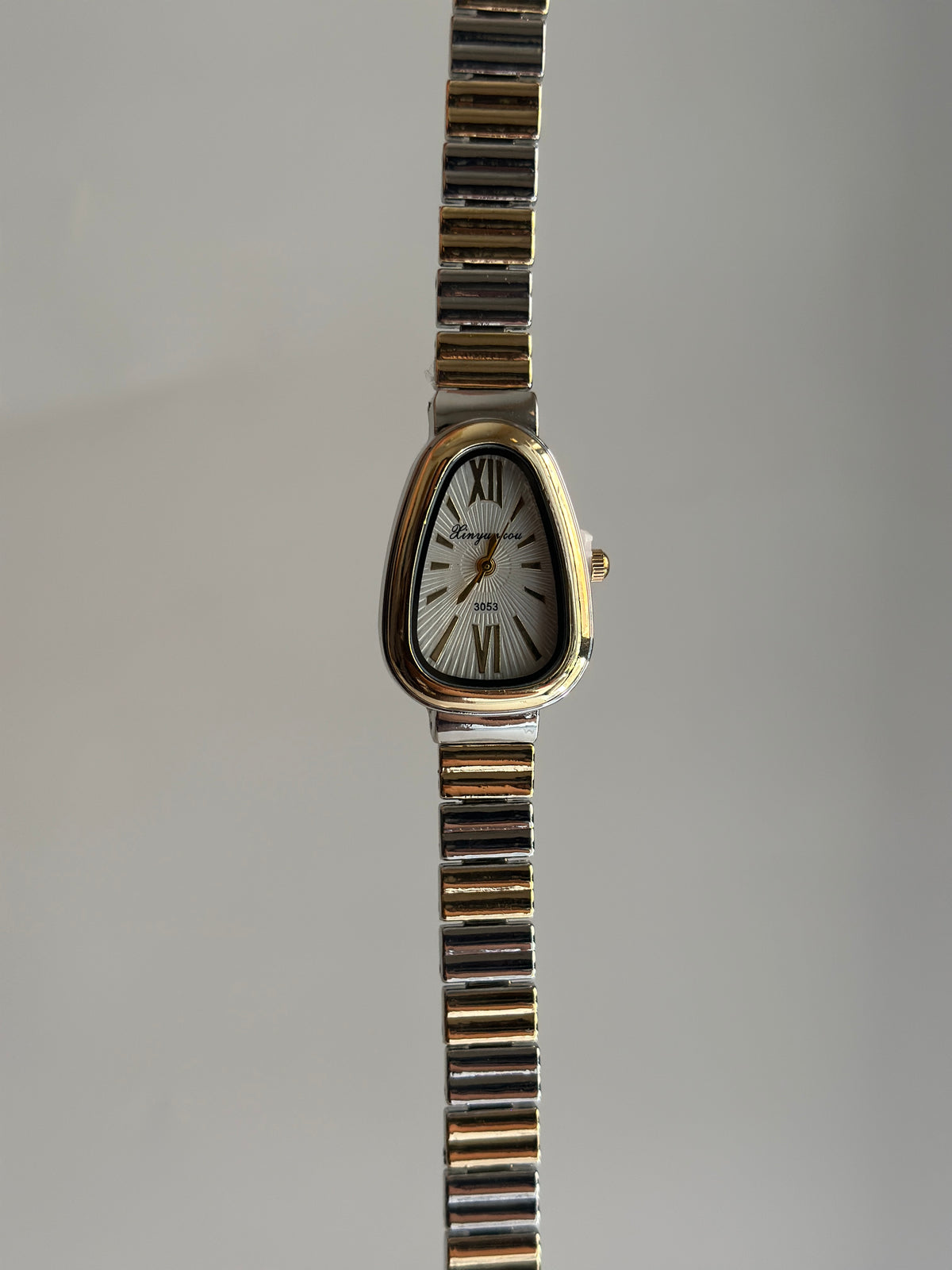 EVELYN VINTAGE WATCH