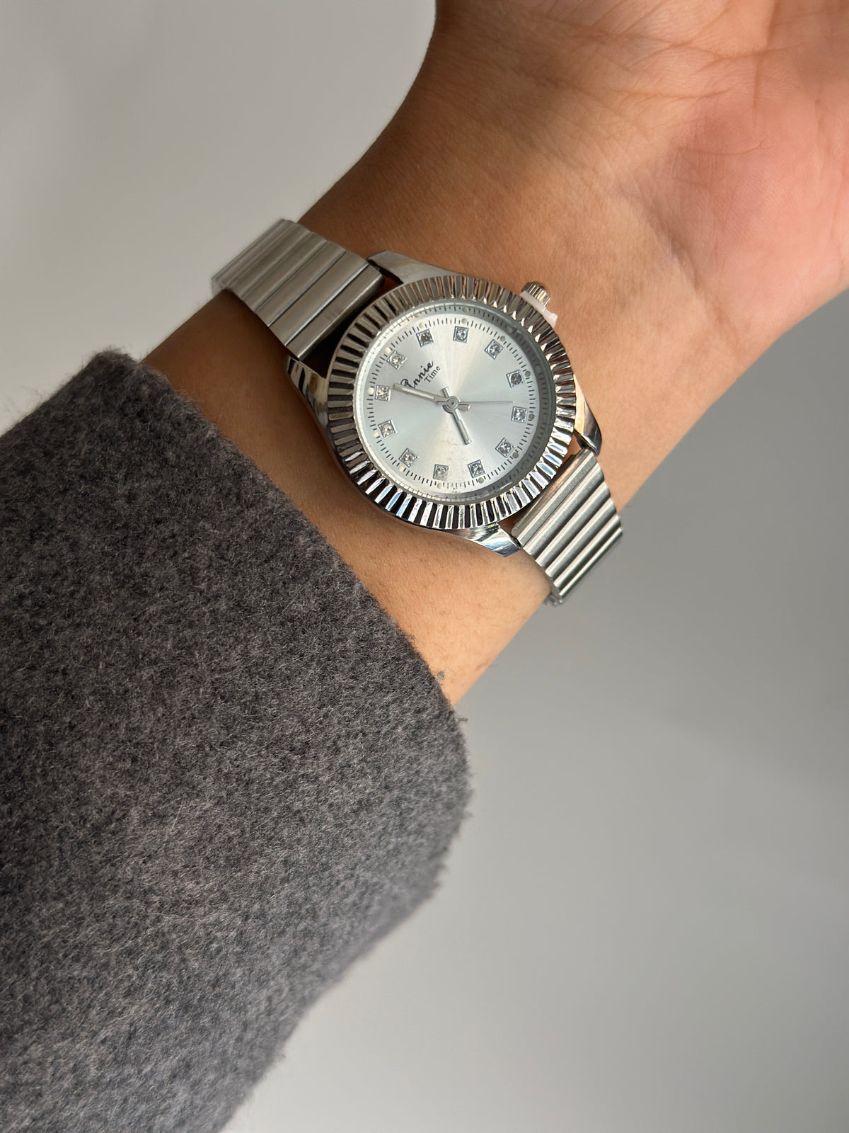 CLARA VINTAGE WATCH