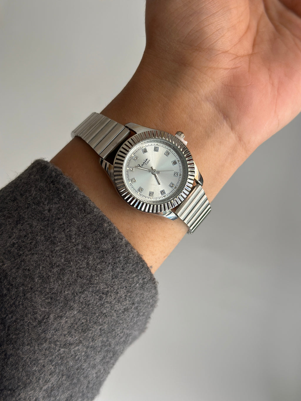 CLARA VINTAGE WATCH