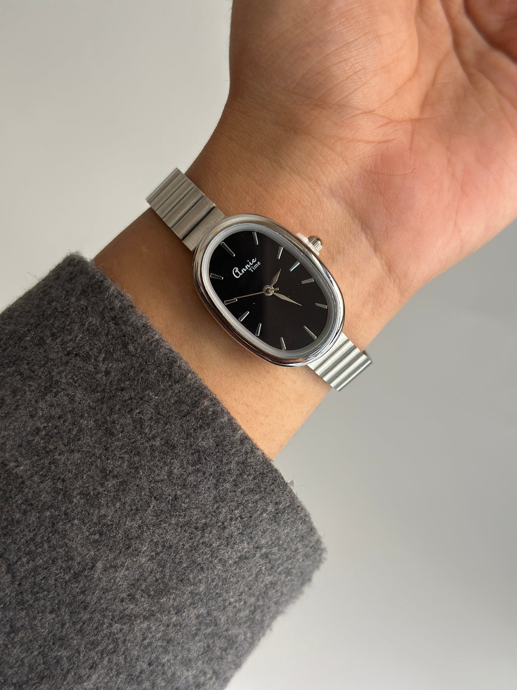 AMELIA VINTAGE WATCH