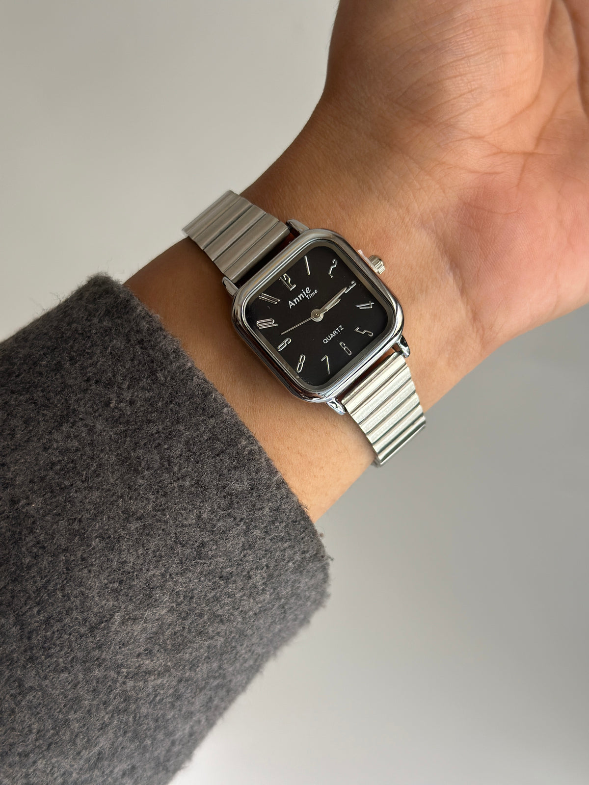 CHARLOTTE VINTAGE WATCH