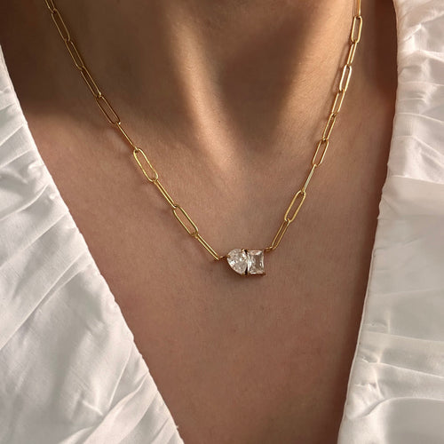 AMBER NECKLACE