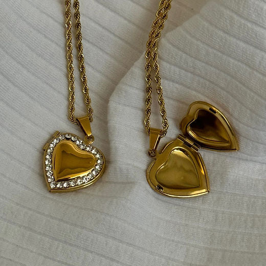 OPEN-HEART-NECKLACE