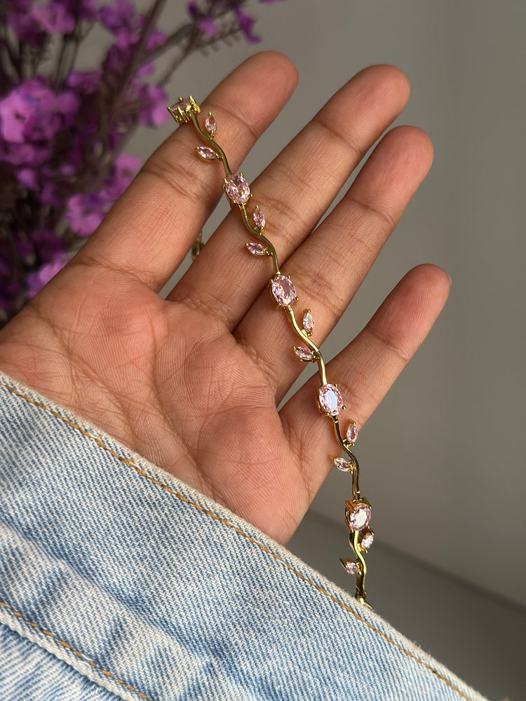 AARNA-VIRAL-TULIP-BRACELET ( Pink)