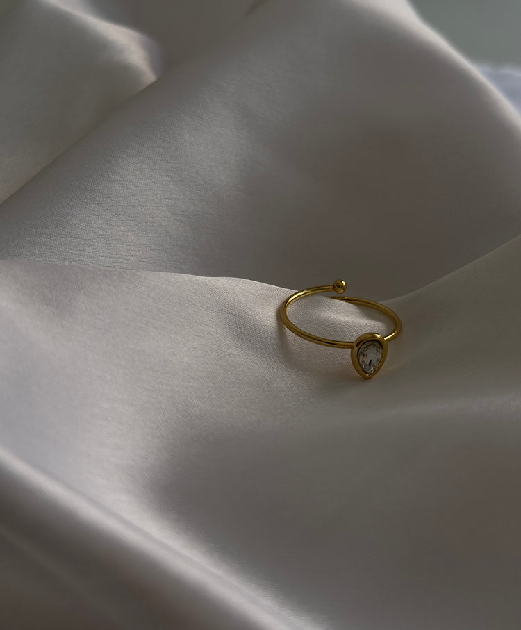 LISA-ADJUSTABLE-RING