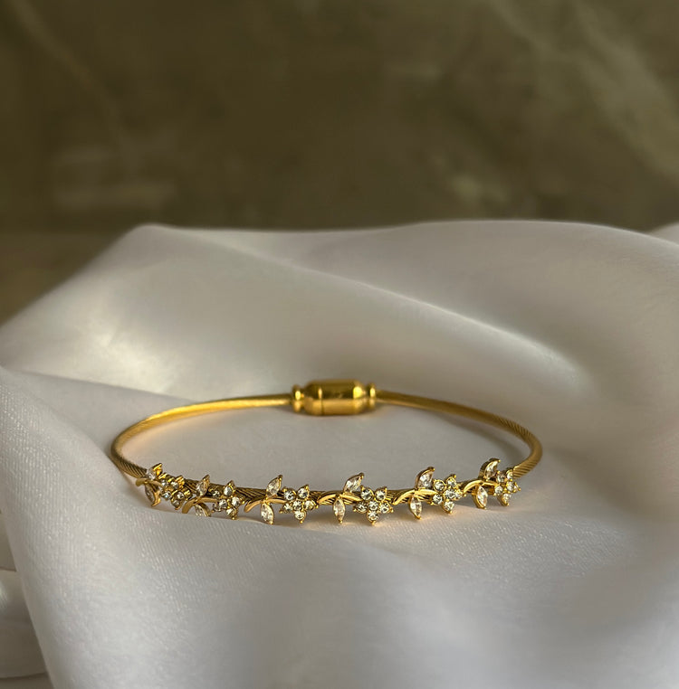 AVIANA-BRACELET( HOT SELLING)