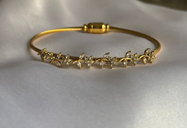 AVIANA-BRACELET( HOT SELLING)