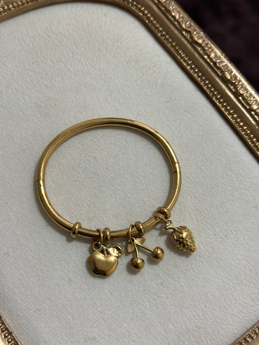 AVNI-CHARMS-BRACELET