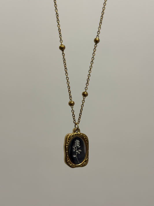 MIRROR-MAGIC-NECKLACE