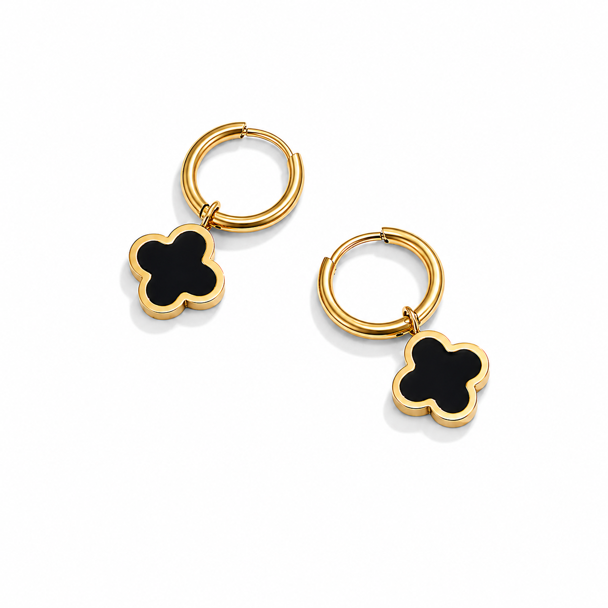BLACK CLOVER DANGLERS