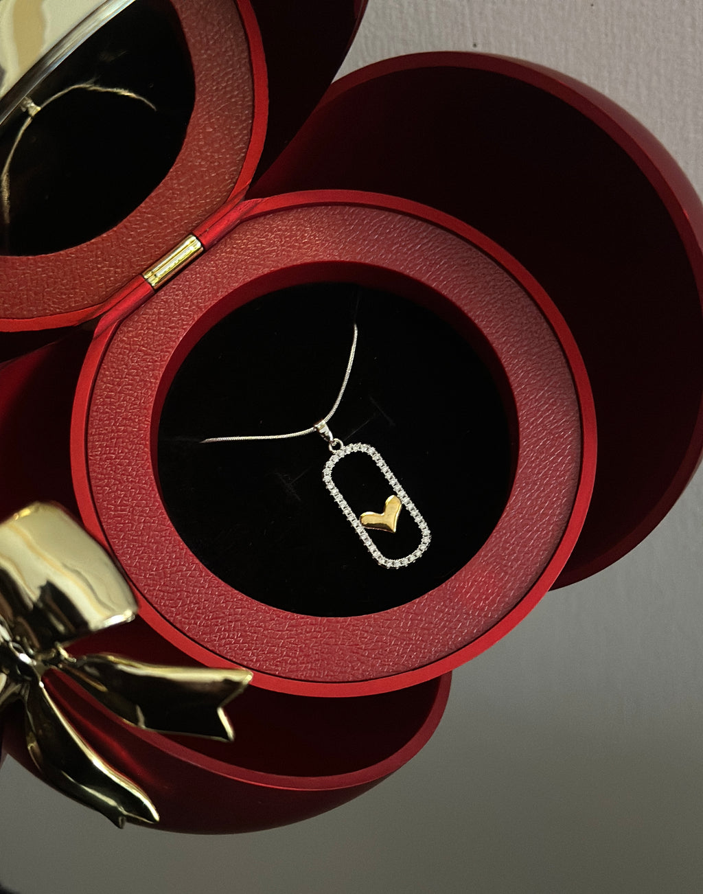 VALENTINE-GIFT-BOX( Includes Necklace )