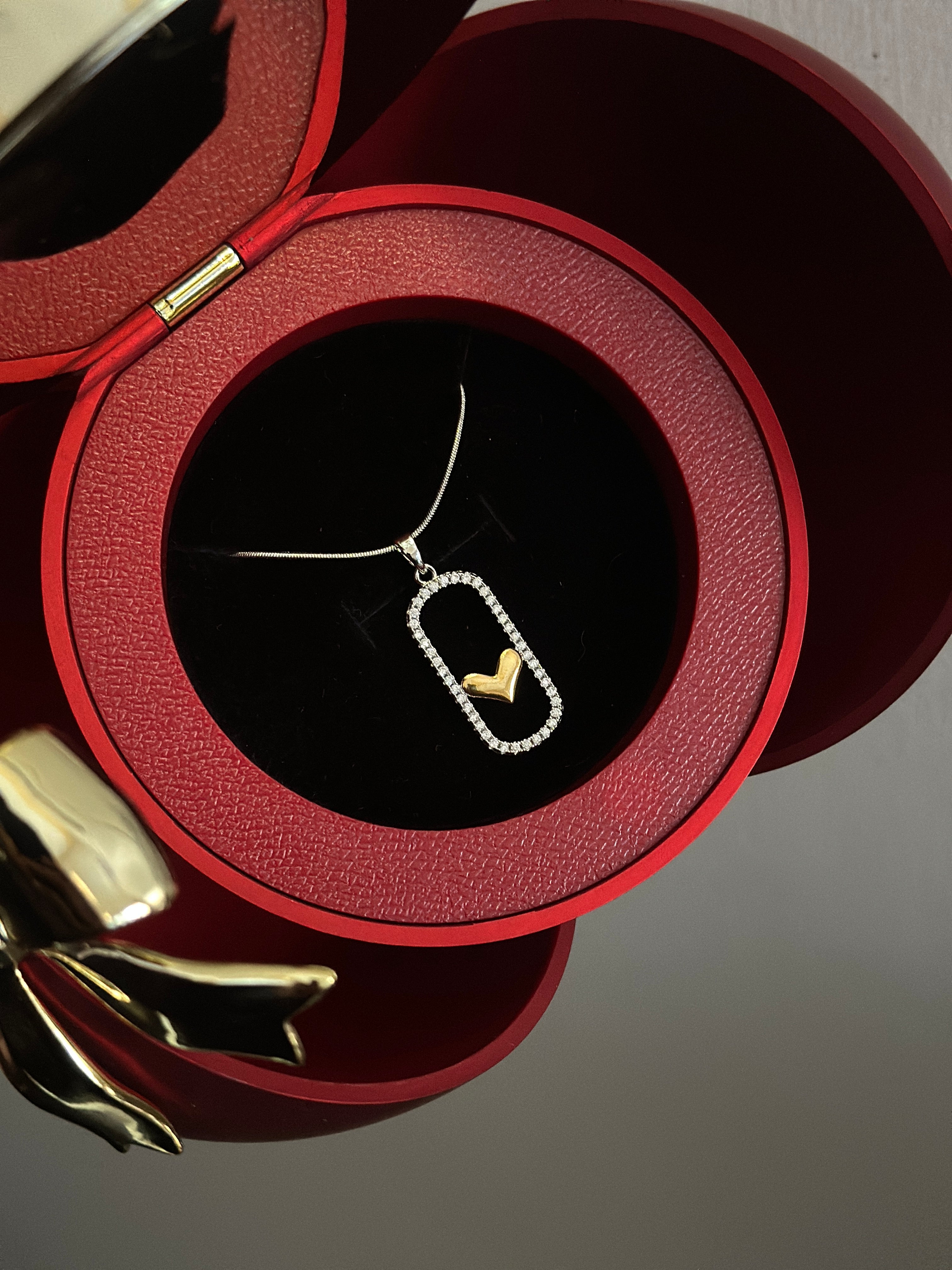 VALENTINE-GIFT-BOX( Includes Necklace )