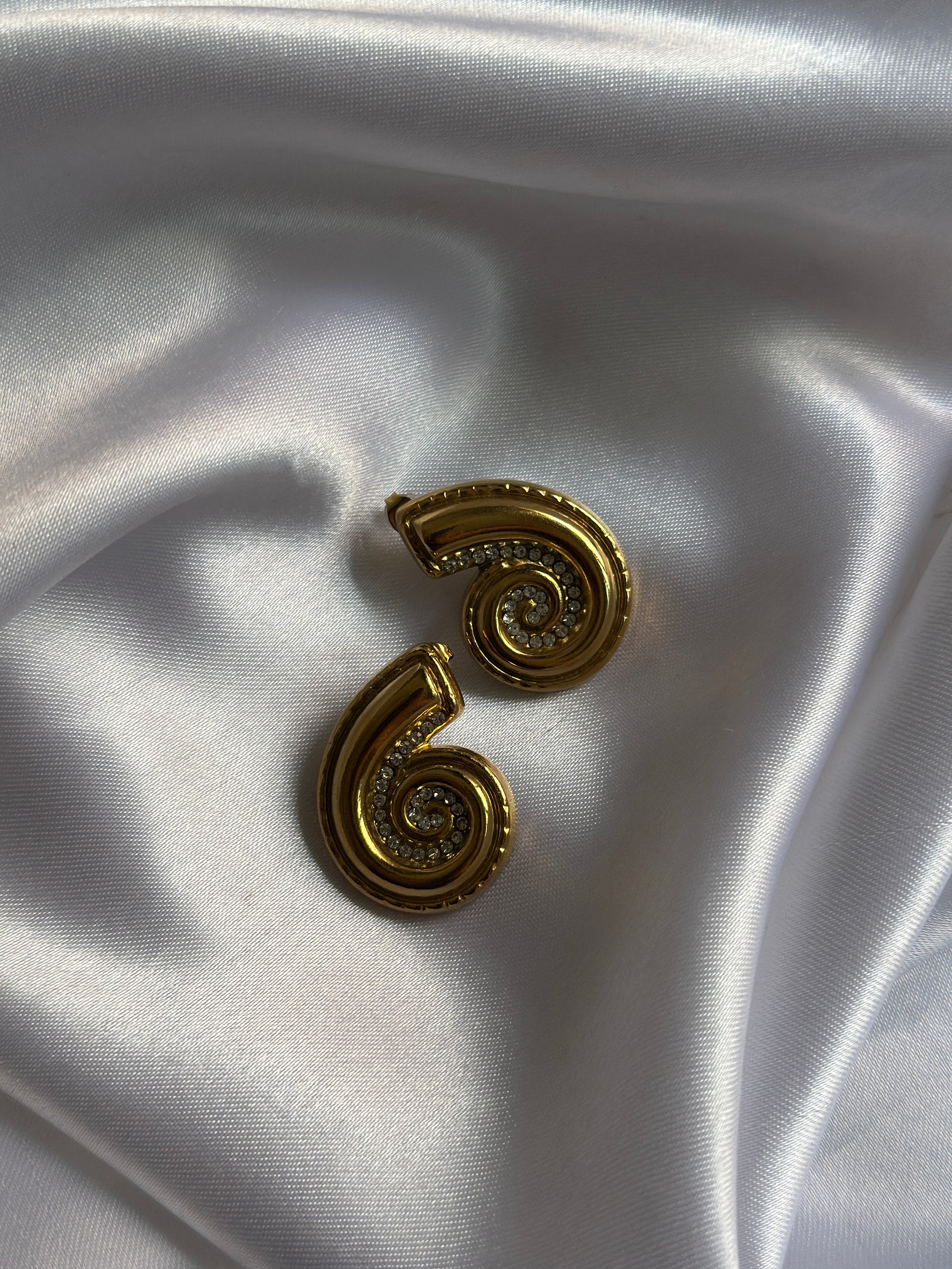 TWILIGHT SPIRAL EARRINGS