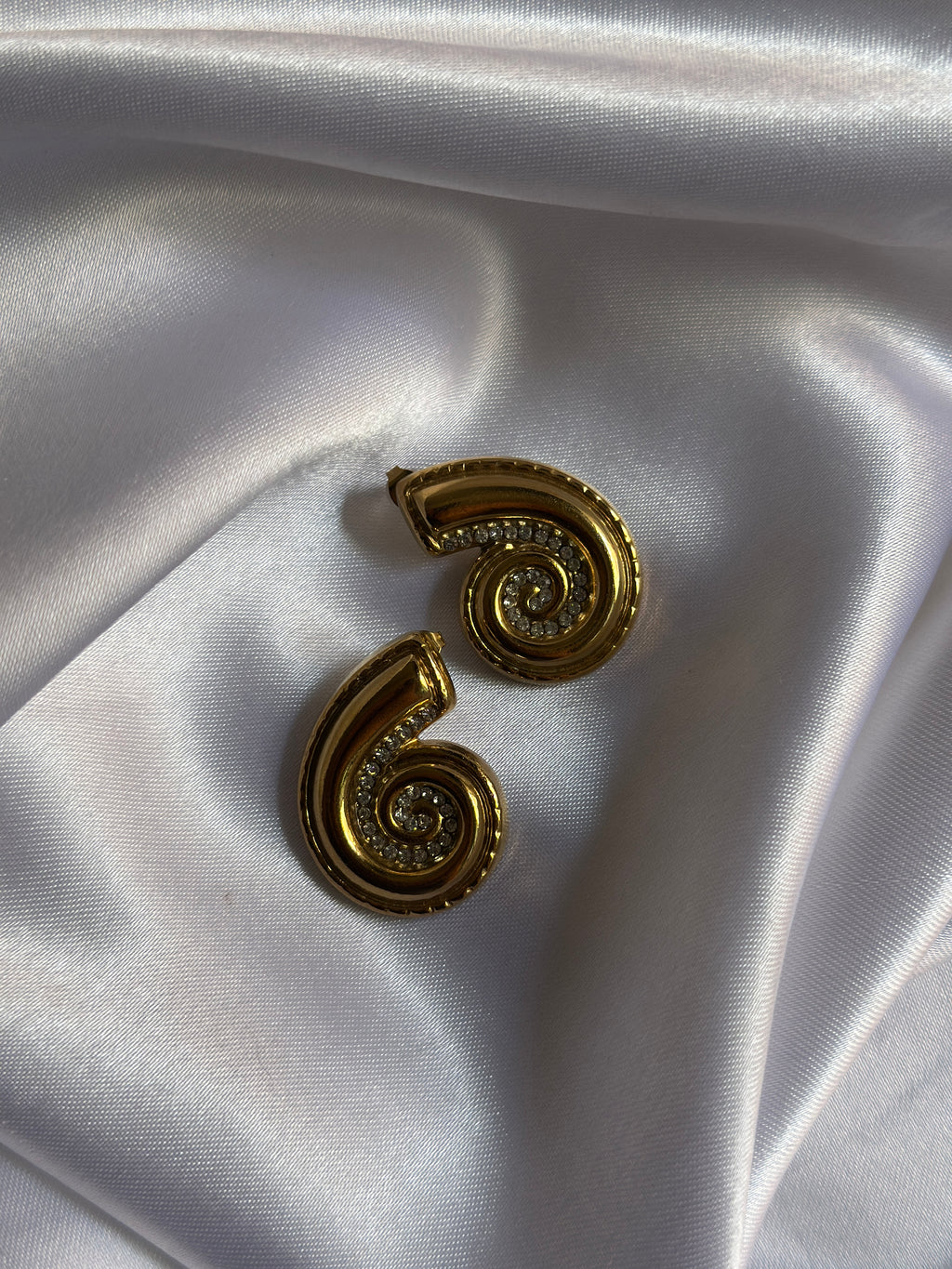 TWILIGHT SPIRAL EARRINGS