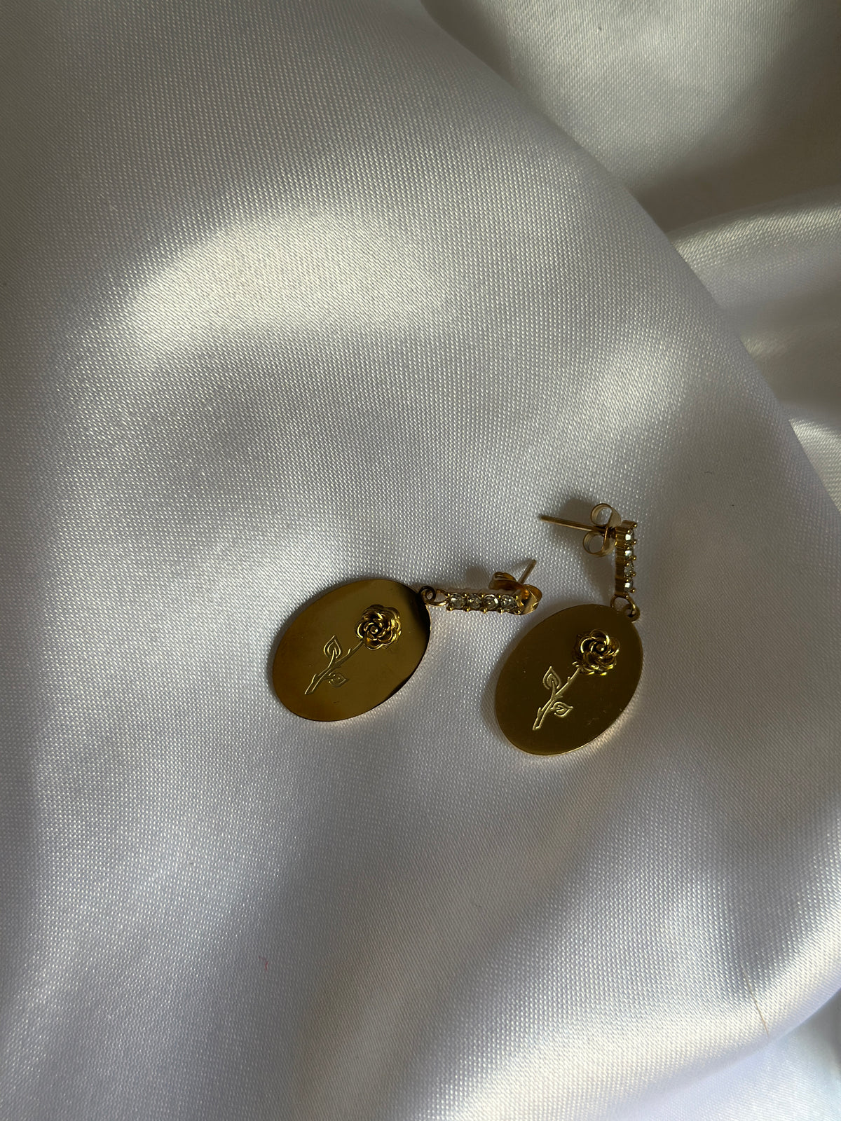 ROSE WHISPER EARRINGS