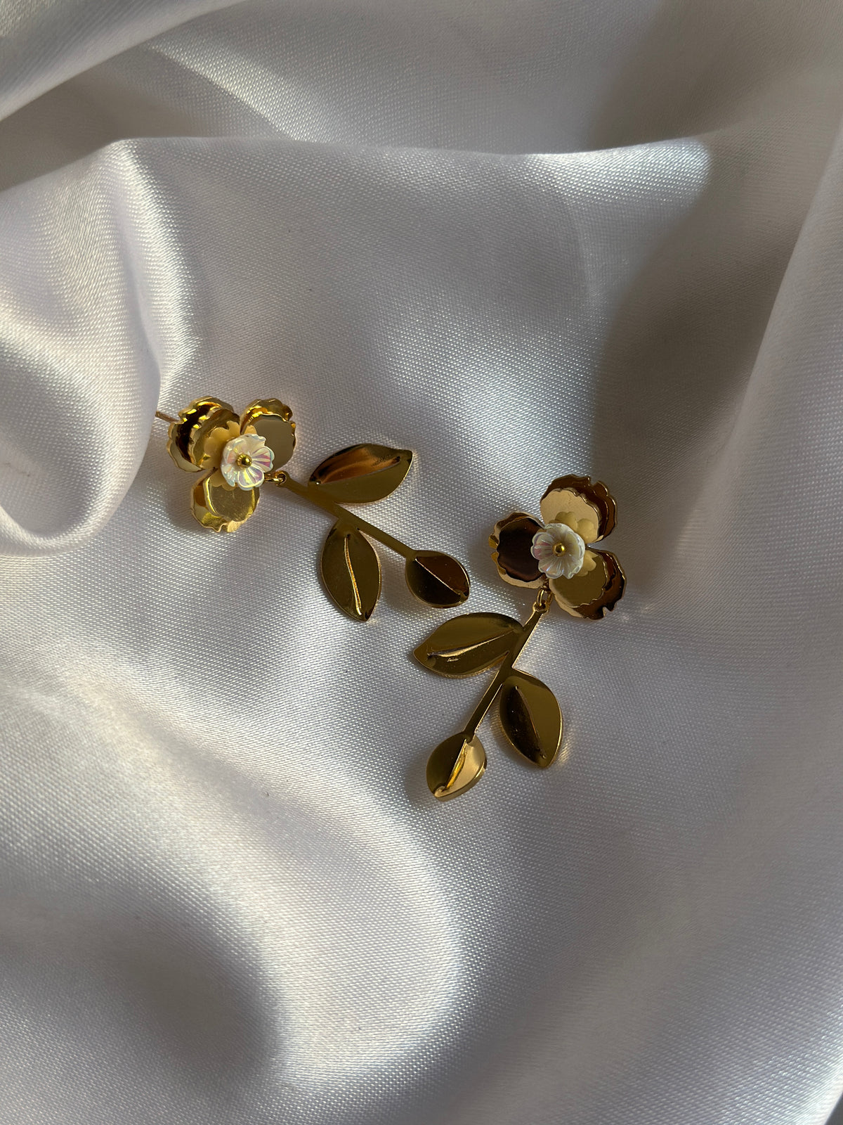 GOLDEN FLORA DROPS