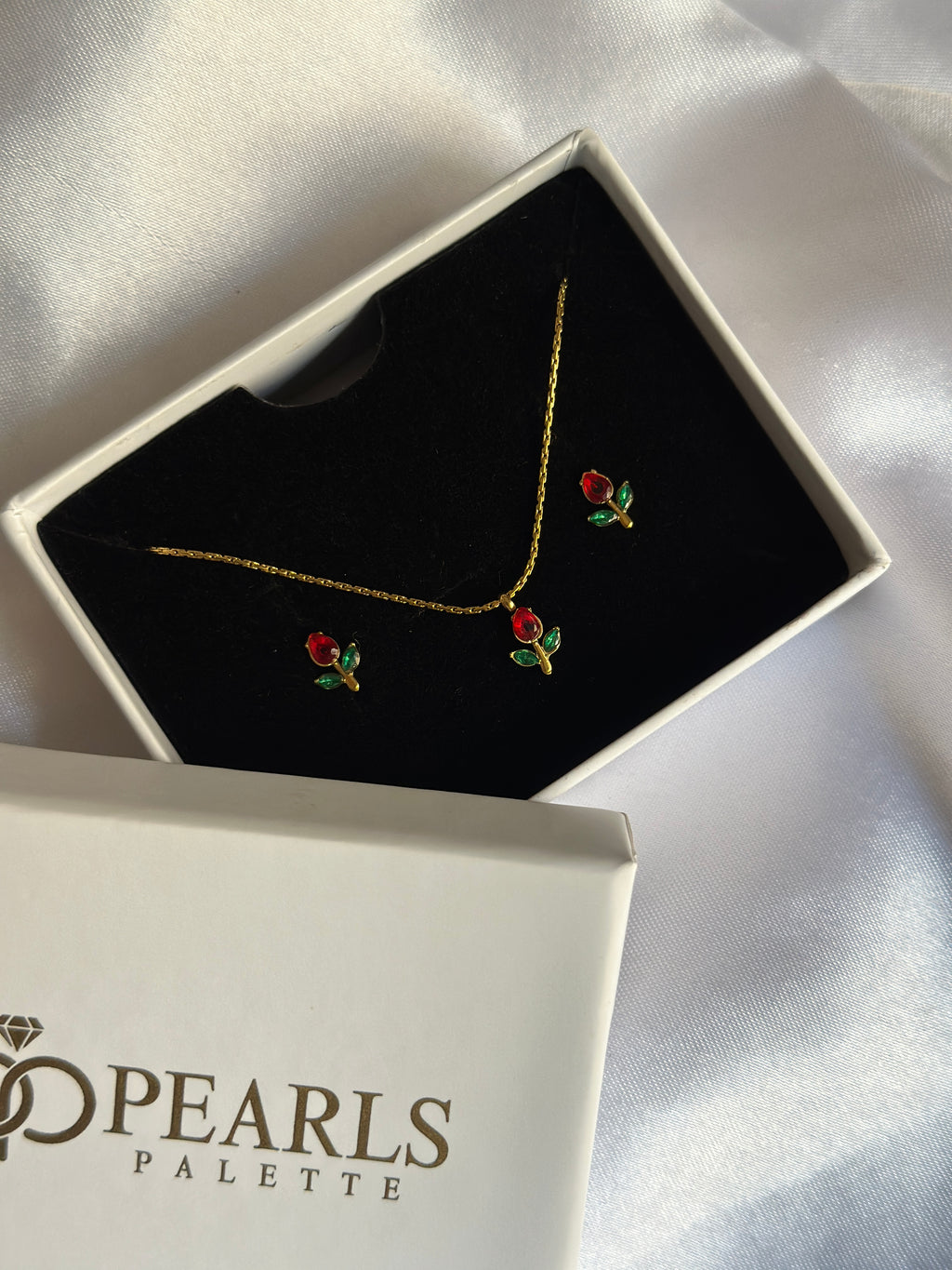 TULIP MINIMAL NECKLACE SET(RED)