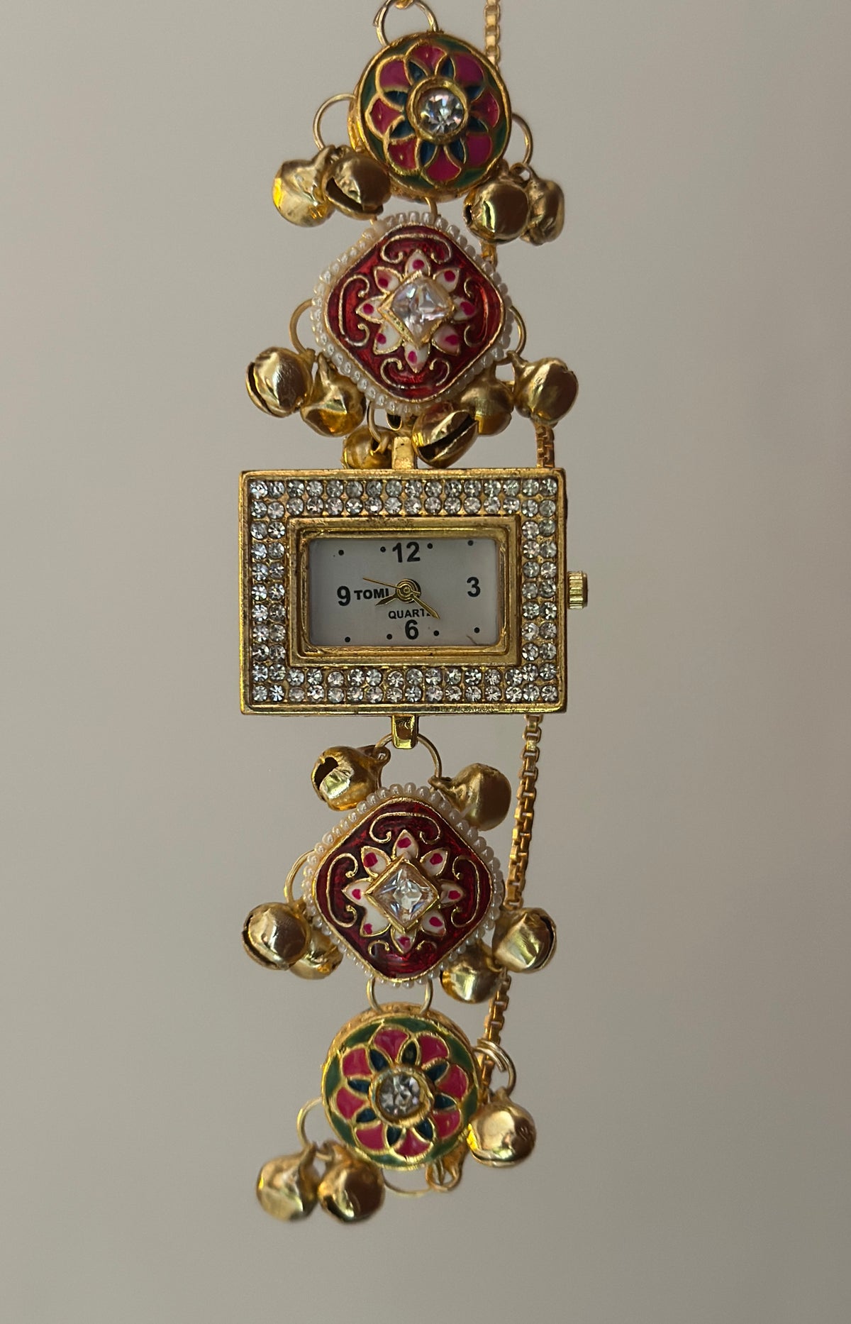 Noor Ghungroo Heritage Watch