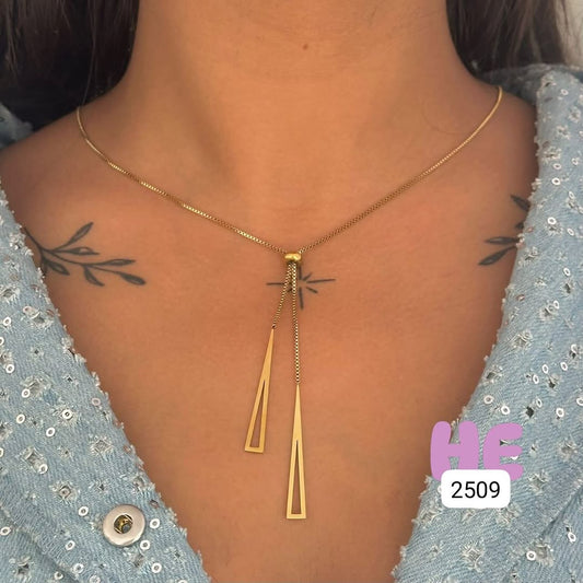 OLIVIA-STAINLESS-STEEL-NECKLACE