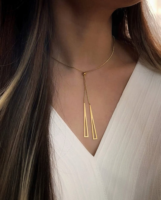 OLIVIA-STAINLESS-STEEL-NECKLACE